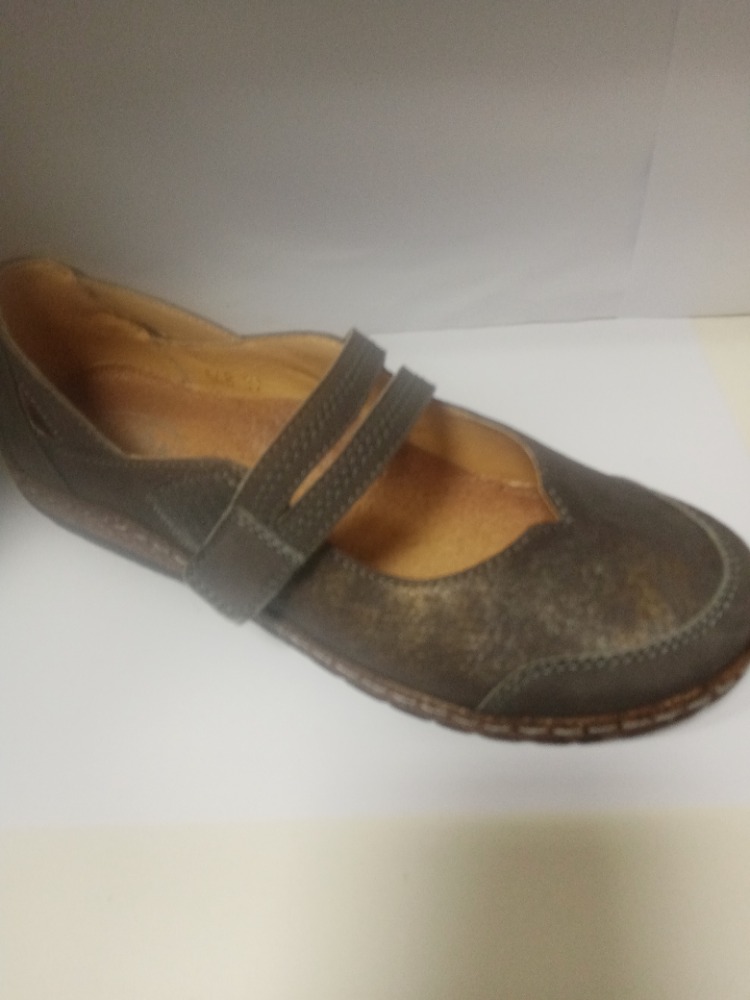 Hilby WA 548 dámské kožené uzavřené sandály šedé